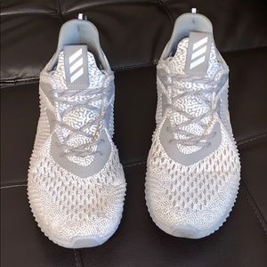 Adidas alphabounce